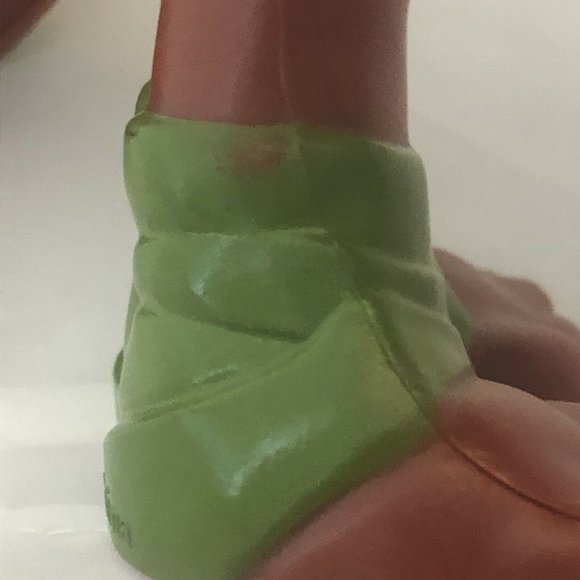 2 6" Kakamora Pirate Coconut Warrior Figure Maraca Music Instrument Disney Moana - Picture 7 of 12